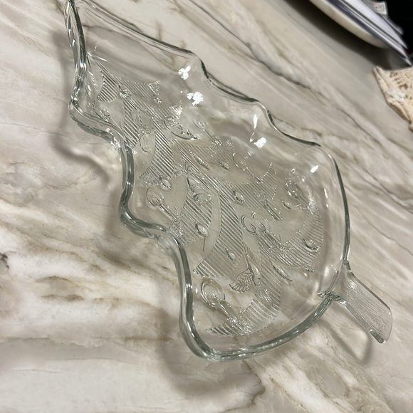 Vintage Christmas Tree Charcuterie Tray with Spreader - Picture 4 of 15